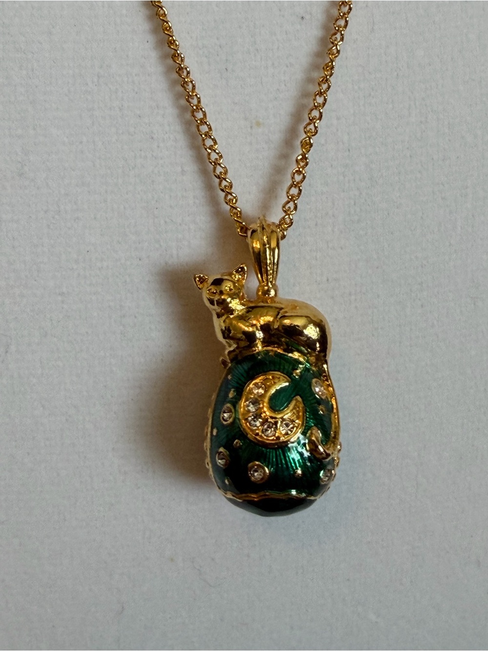 Vintage Edgar Berebi Gold Necklace with Green Cat Pendant